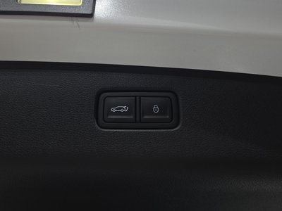 2024 Genesis GV70 thumbnail 34