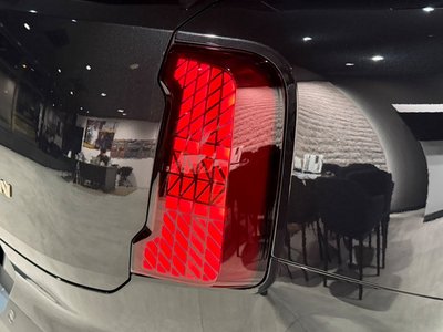 MINI MINI COUNTRYMAN - 5