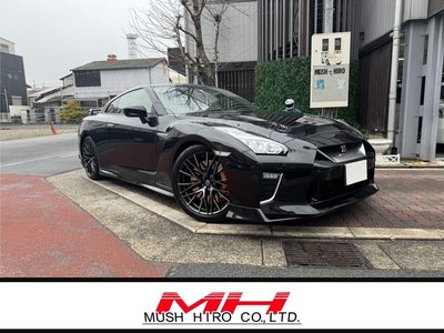NISSAN GT-R