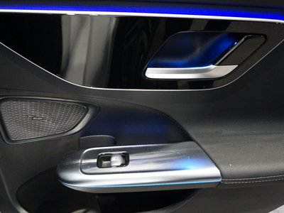 صورة مصغرة 35 لـ 2024 MERCEDES-BENZ C-CLASS