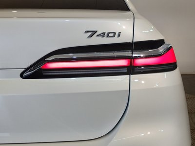 صورة مصغرة 73 لـ 2025 BMW 7 SERIES