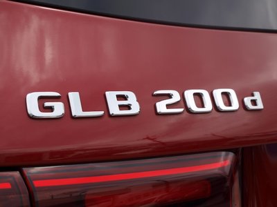 2025 Mercedes-BENZ GLB — миниатюра 36