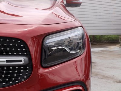 صورة 4 لـ 2025 Mercedes-BENZ GLB