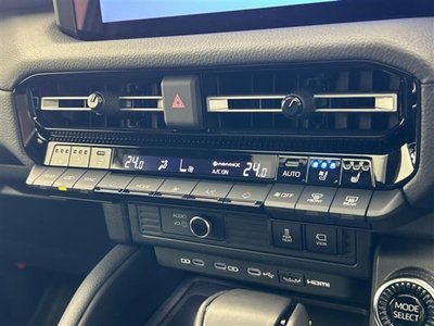 صورة مصغرة 27 لـ 2025 Toyota LAND CRUISER 250