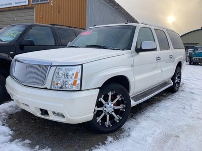 CADILLAC ESCALADE - 1