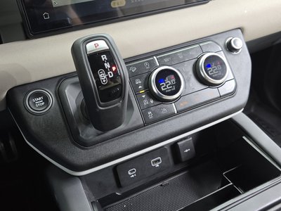 صورة مصغرة 12 لـ 2022 LAND Rover DEFENDER