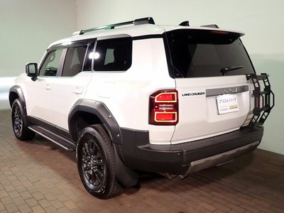 صورة مصغرة 37 لـ 2025 Toyota LAND CRUISER 250