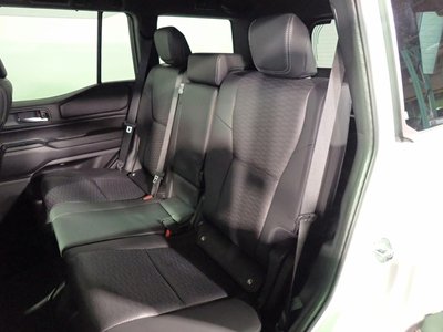 صورة مصغرة 29 لـ 2025 Toyota LAND CRUISER 250
