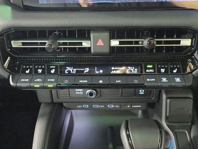 صورة مصغرة 20 لـ 2025 Toyota LAND CRUISER 250