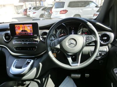 MERCEDES-BENZ V-CLASS - 10