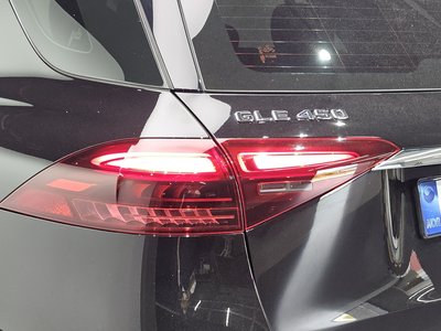 صورة 10 لـ 2025 Mercedes-BENZ GLE