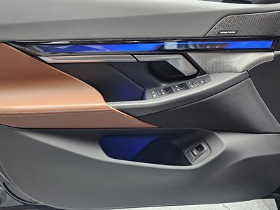 صورة مصغرة 14 لـ 2023 BMW 5 SERIES