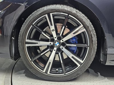 2023 BMW 5 SERIES photo 6