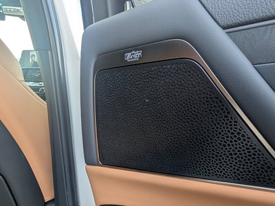 2023 Lexus LX thumbnail 37