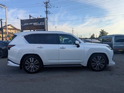 LEXUS LX - 10