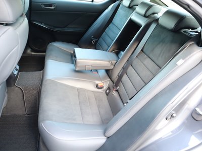 2024 Lexus IS 缩略图 47