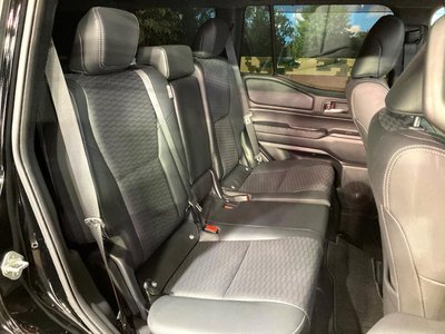 TOYOTA LAND CRUISER 250 - 9