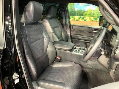 TOYOTA LAND CRUISER 250 - 8