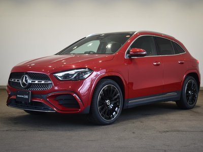 MERCEDES-BENZ GLA - 1