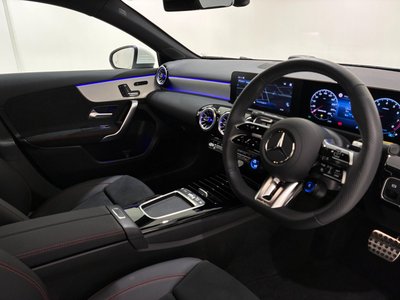 2025 Mercedes-BENZ A-CLASS AMG 照片 2