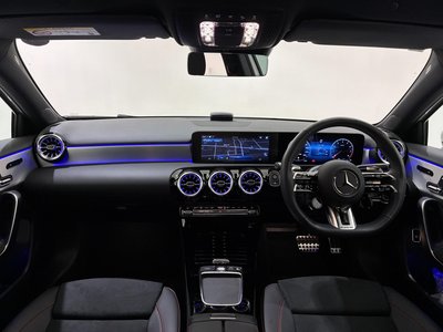 2025 Mercedes-BENZ A-CLASS AMG 照片 8