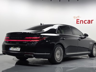 2018 Genesis G90 photo 3