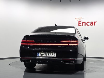 2018 Genesis G90 photo 4