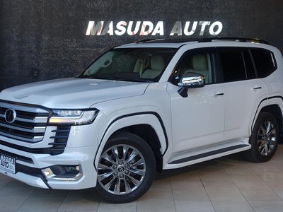 TOYOTA LAND CRUISER 300