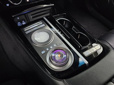 GENESIS G80 (RG3) - 9