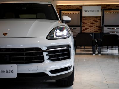 PORSCHE CAYENNE - 3