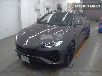 LAMBORGHINI URUS - 4