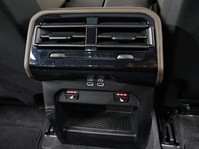 2026 BMW 5 SERIES — миниатюра 29