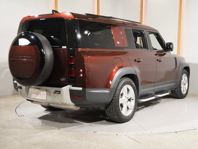 LAND ROVER DEFENDER - 10