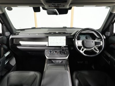 LAND ROVER DEFENDER - 2