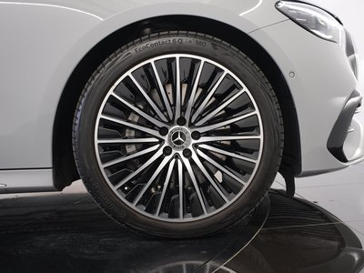 MERCEDES-BENZ E-CLASS - 5