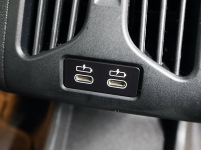 2025 BMW X1 缩略图 37