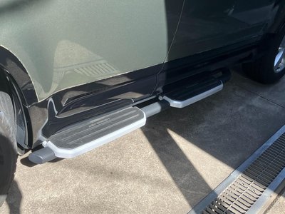 LAND ROVER DEFENDER - 6