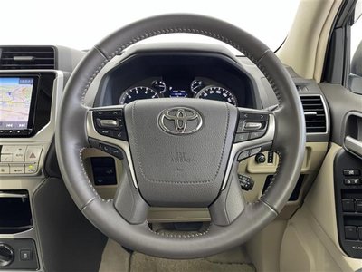 TOYOTA LAND CRUISER PRADO - 3