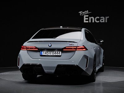 صورة 3 لـ 2026 BMW M5