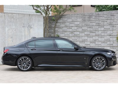 BMW 7 SERIES - 6