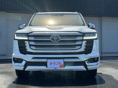 TOYOTA LAND CRUISER 300 - 2