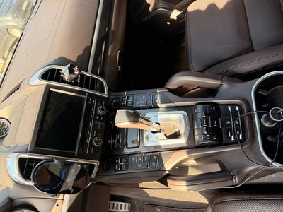 PORSCHE CAYENNE - 8