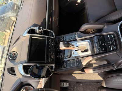 PORSCHE CAYENNE - 7