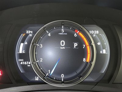 LEXUS IS - 9