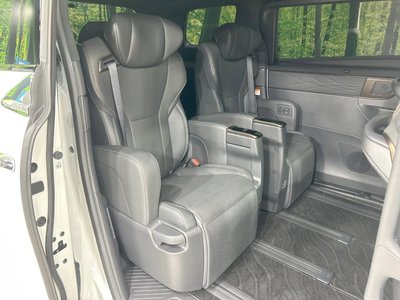 صورة 9 لـ 2024 Toyota ALPHARD