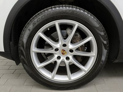 PORSCHE CAYENNE - 6