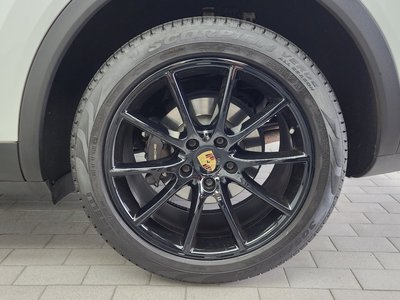 صورة 8 لـ 2020 Porsche CAYENNE