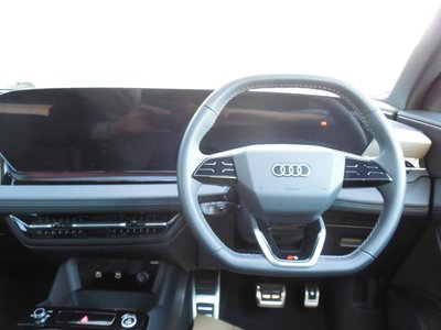 صورة مصغرة 31 لـ 2025 AUDI Q6 E-TRON