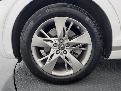 صورة 6 لـ 2021 Genesis GV70