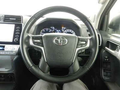 صورة 8 لـ 2023 Toyota LAND CRUISER PRADO